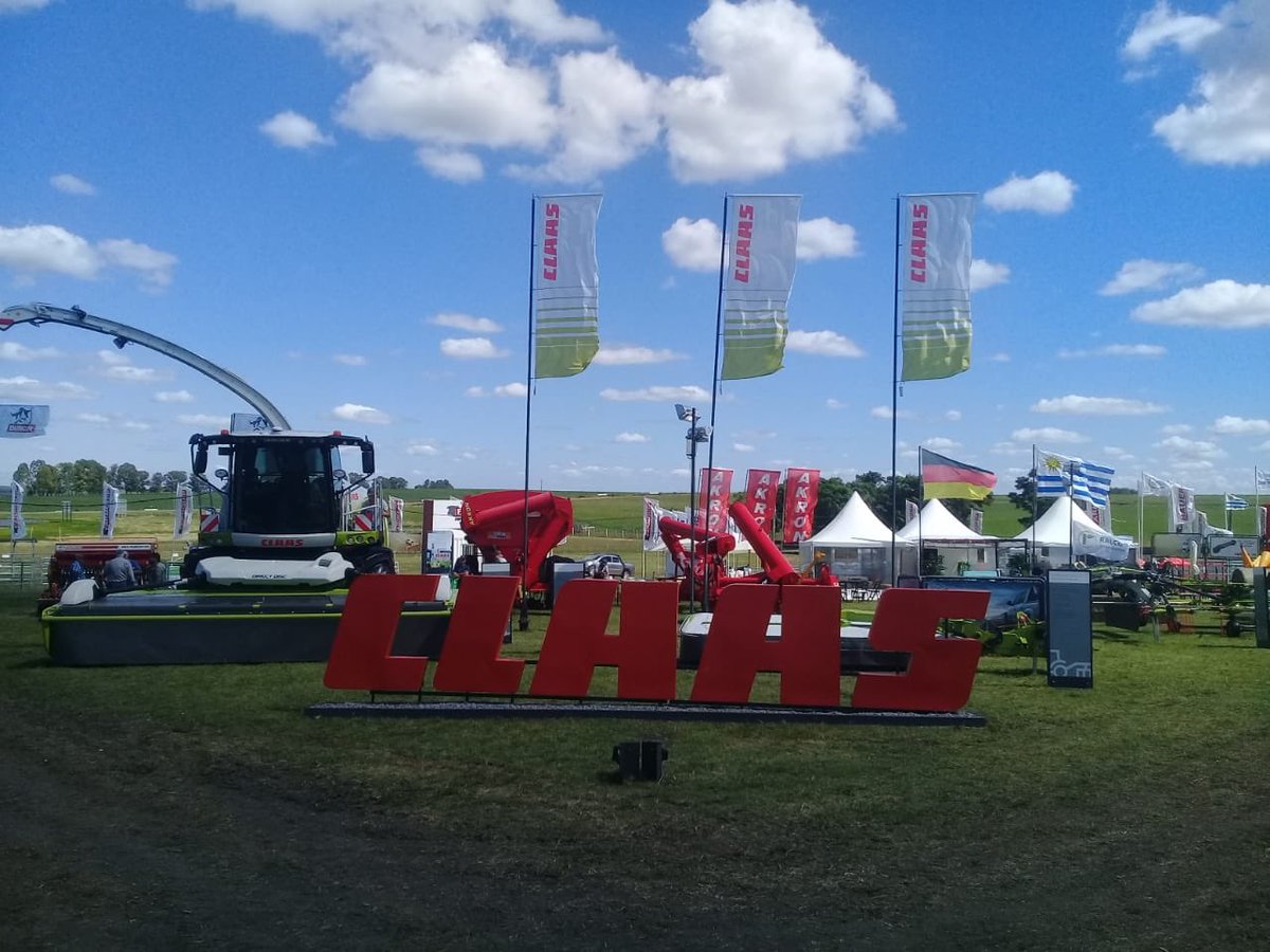 CLAAS_Argentina's tweet photo. #CLAASNoPara Seguimos de feria en @Expoactiva #Uruguay y en @innovarferia #Paraguay junto a nuestros representantes #Toremor y @camposdelmanana https://t.co/9Fx84OesQx