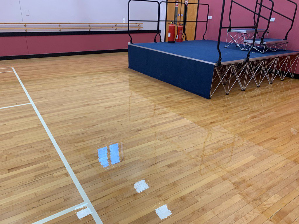 floorcare_serv's tweet photo. New Time Lapse video 67 @ https://t.co/cqtHTb7nIr
Village Hall Maple Floor Cleaned, Scrubbed, Abraded &amp; Resealed with 2 coats of @Floortech_prod New Sportguard, Hardwearing Gloss finish polyurethane seal.
#Floorcareservices #Moorfloorfinishes #Floortechproducts #Newsportguard https://t.co/jyf29L4xCG