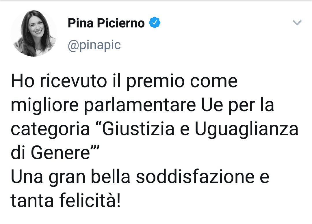 AntonioD_79's tweet photo. Ovvio, eri l'unica partecipante.
#PinaPicierno https://t.co/a4W7E1BpHY