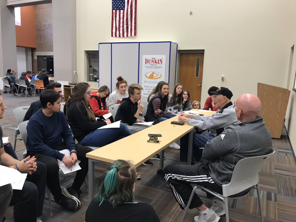 LHippensteel1's tweet photo. @TheDuke_51 Mr. Kirschner hosted his 3rd annual LIVING HISTORY DAY @ HHHS today.  These 10 wonderful American 🇺🇸Veterans gave their day to tell their personal stories from the Korean War, the Vietnam War, The Cold War, Desert Storm and Afghanistan. We r so grateful🇺🇸🇺🇸 https://t.co/IwJQYgHots