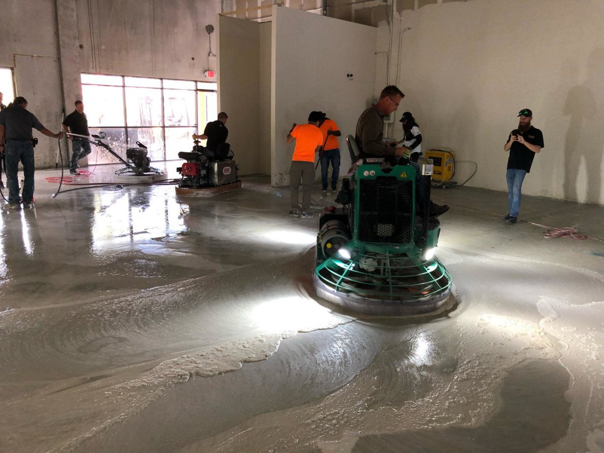 runyonsurfprep's tweet photo. Our Power Trowel Training is well underway down here in south Florida! We have 3 trowels, 3 systems, and LOTS of slurry!
#RunyonSurfacePrep #WeAreRunyon #runyontrainingcircuit @Ameripolish @MQINC @PROSOCO @tennantco https://t.co/2Mv2akDcbG