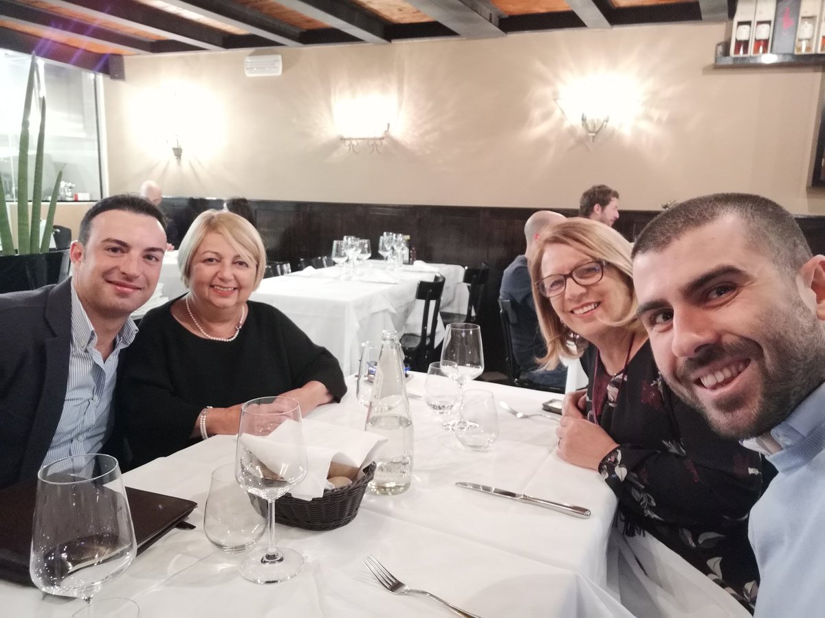 vincevenerito's tweet photo. #gisea2019 #friends #dinner #capasanta https://t.co/87OEU9yDXr