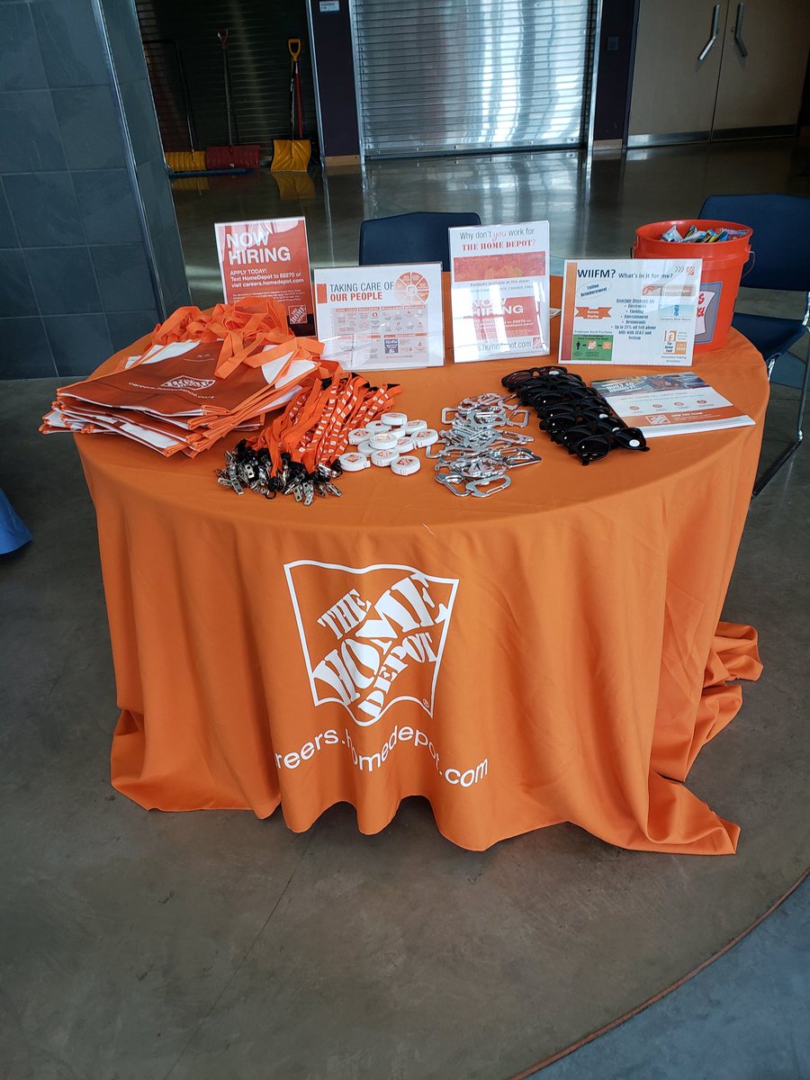 helenchambers79's tweet photo. Ready for candidates to stop by our booth at the Juneau Job Fair! Stop and see SHRM Helen to learn about what the Home Depot has to offer associates!! #AlaskaHD @jennwhite_ @SM_8939 https://t.co/mL2qHSn4Vf