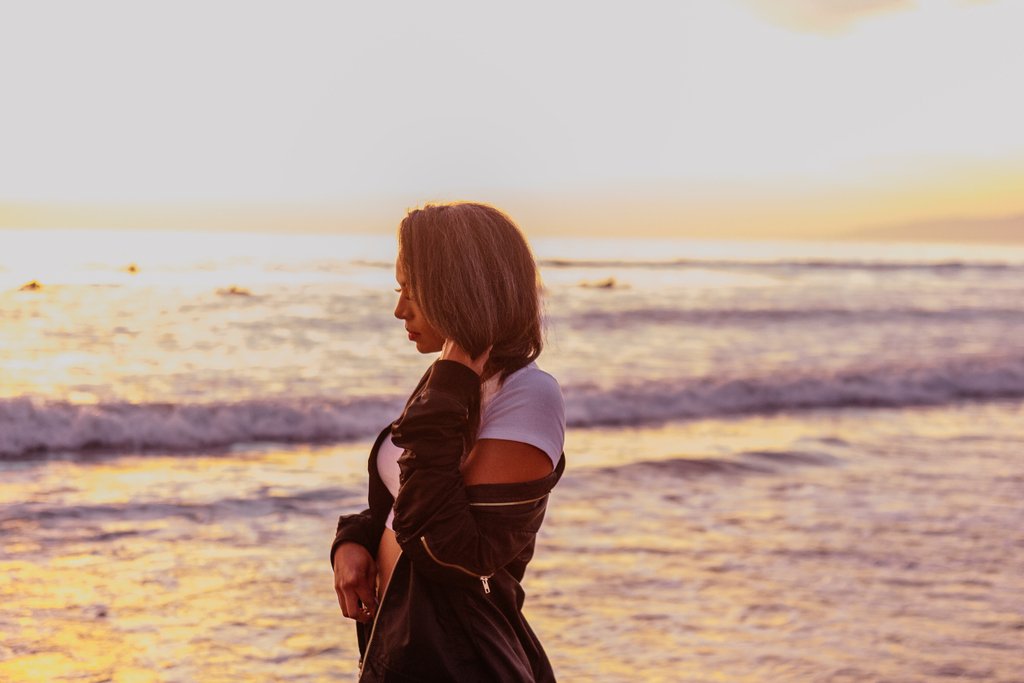 thehellosixx's tweet image. Listen to SIXX’s EP WAVES: smarturl.it/WAVESbySIXX #music #newmusic #listennow #radio #breathe #waves #R&amp;amp;B