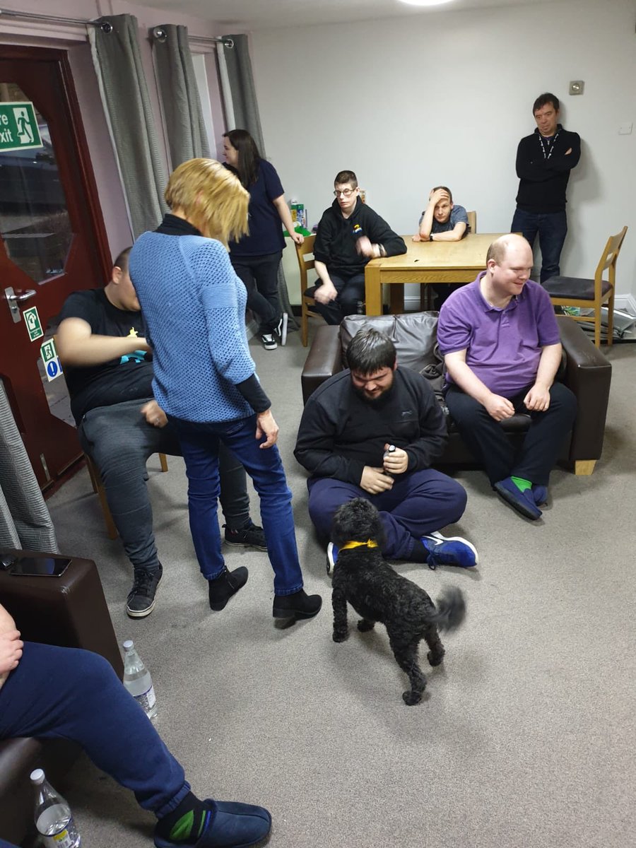 Jamieloucooper's tweet photo. Laurel court had a lovely visit from Wilf, our pet therapy friend @RiversideUK @VicSalm @Eliselufc https://t.co/G0jE98b0N7