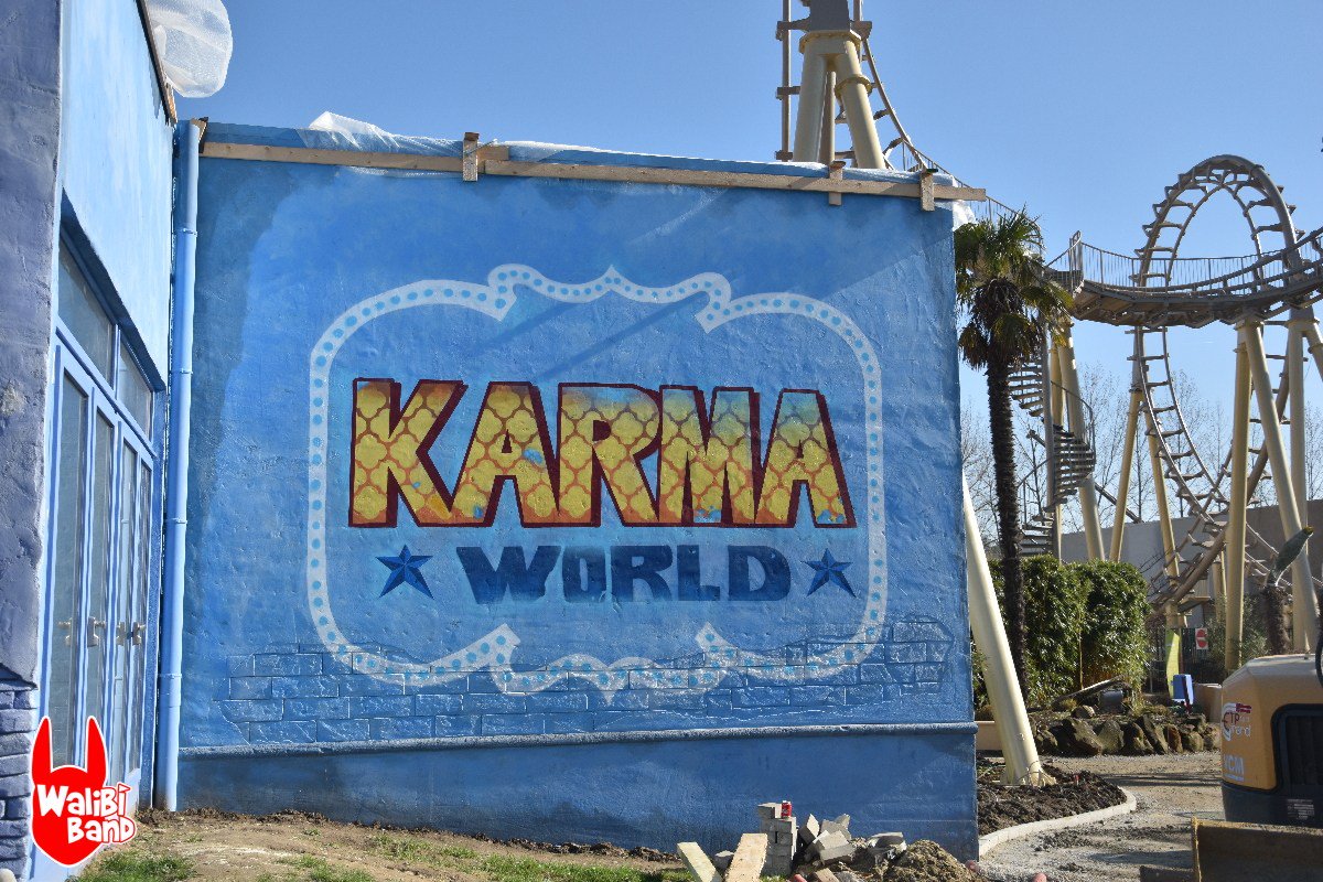 WalibiBand's tweet photo. [NL] Binnen 3 weken opent Walibi Belgium de poorten voor een seizoen vol nieuwigheden. 
Vandaag vond een werfbezoek plaats waarbij we vele plaatjes konden schieten van de werkzaamheden aan Karma World en Fun World. #waibiband #WalibiBelgium #karmaworld https://t.co/E1IytcmzgK https://t.co/ywJU3bisft