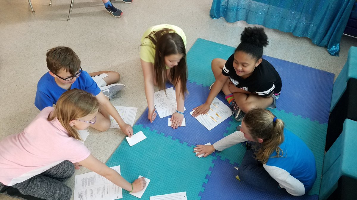 MrsHolbrook_4th's tweet photo. Slap down!! To discuss the answers to our passage and learn from mistakes. @LampasasHSE #GoBeyondlampasas https://t.co/clsvcpADCT
