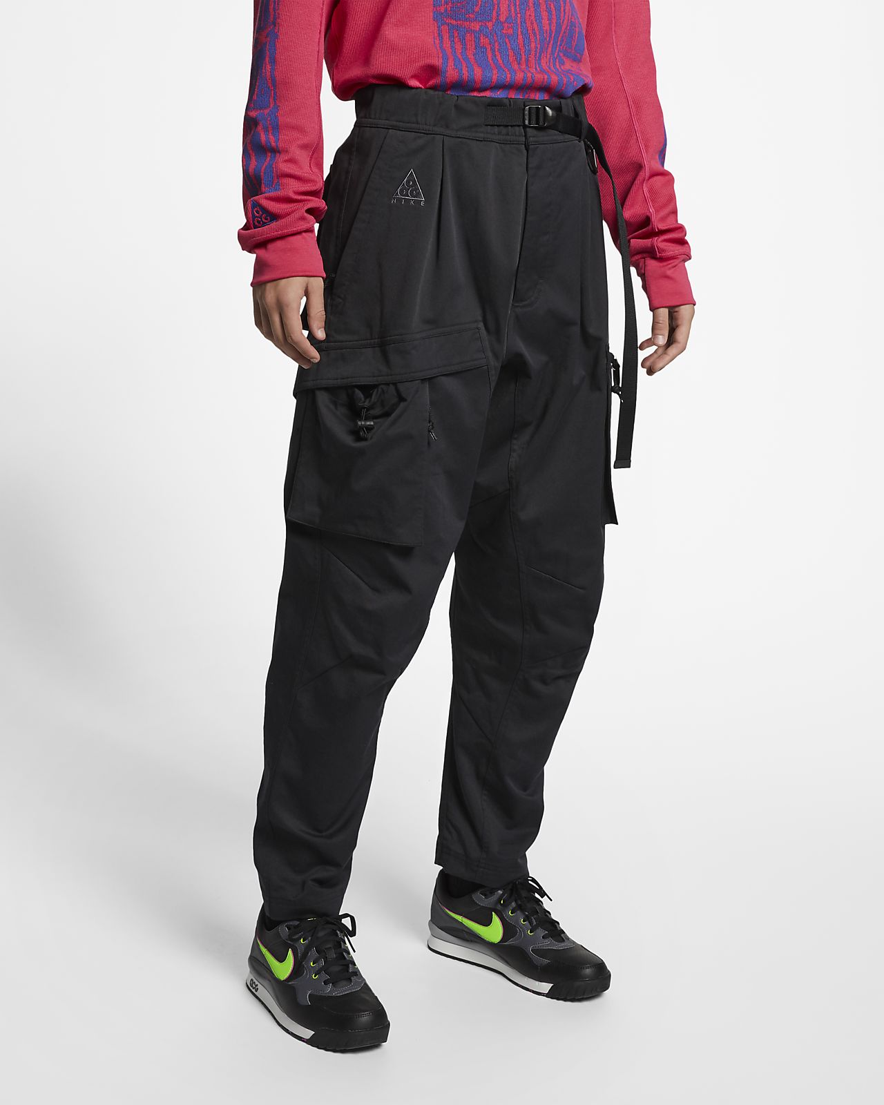 Kicks Deals Canada on X Channel your inner tech ninja with these super technical Nike ACG Cargo pants in the Moon Particle or Black colourways from Nike CA for 220 free shipping