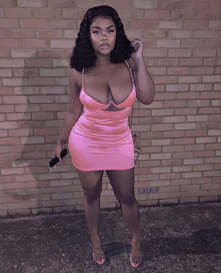 UOLWESTINDIES's tweet photo. ‼️THIRD PANELIST MEMBER‼️ 
It only right we bring someone born and raised in the Caribbean 🙇🏾‍♀️  
She doesn’t even need an introduction its ... MISS RFABULOUS 
@SHEERFABX https://t.co/fMVRqPEwce