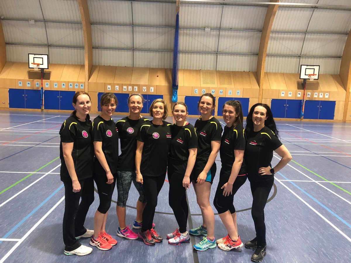 HBurghNetball's tweet photo. Happy New Training Top day to us! THANK YOU verry much to the Community Advertiser for sponsoring our kit, we look and feel fab #hnc #hncrec #hncdev #hnc2 #hnc1 #netball #team #asone #communityadvertiser https://t.co/baKphr5klY