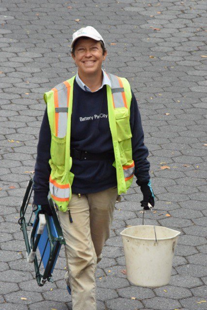 bpca_ny's tweet photo. We're all smiles here at BPCA on this #InternationalHappinessDay. Thanks to all our staff for their work in helping make #BatteryParkCity such a special place! #BPC #BPCCommunity #BPCBeautiful @CommunityBoard1 @GPTA_BPC @DowntownNYC @downtownmomnyc #InternationalDayOfHappiness https://t.co/p2h3VmyrdD