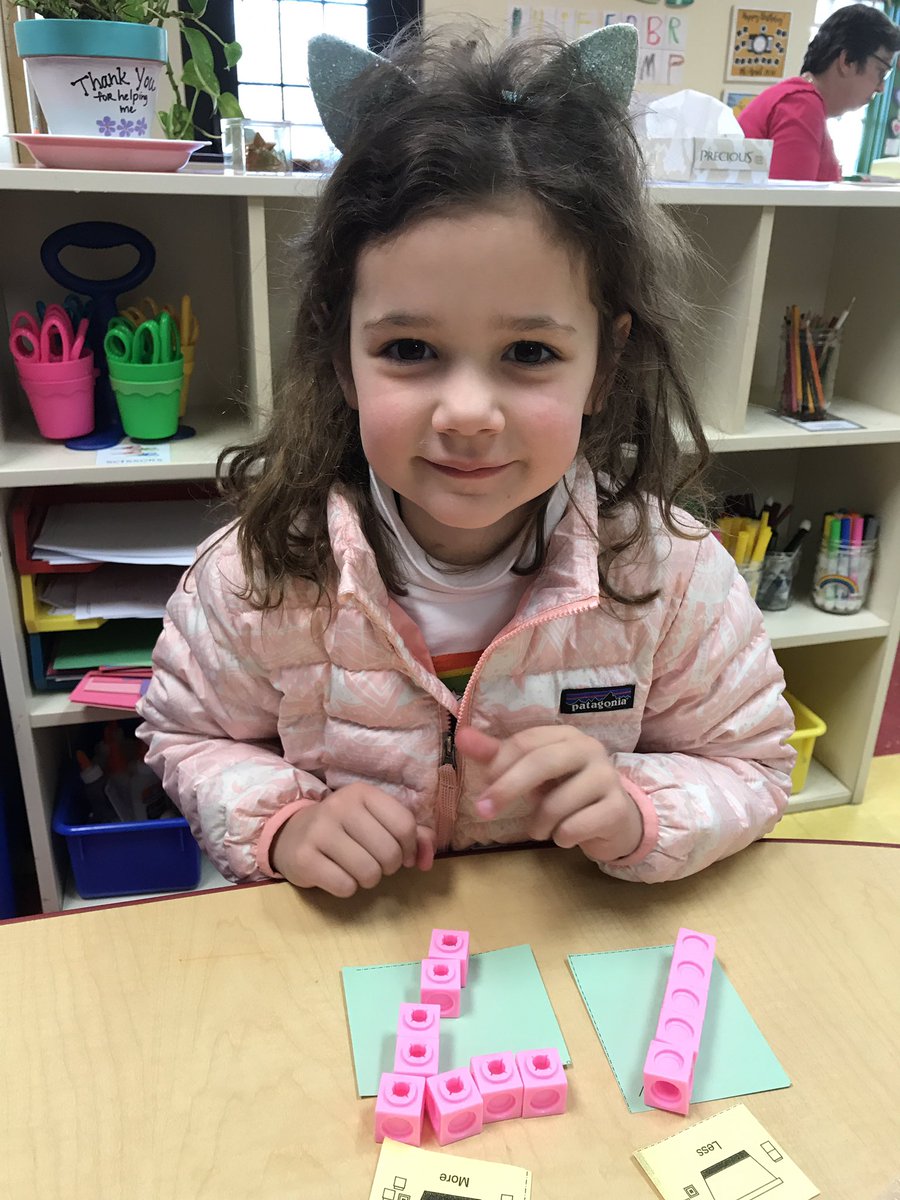 MsAprilsPreK's tweet photo. After reading a story with @bholden86 that used nonstandard measurement to compare lengths, we practiced comparing the lengths of different lines using unifix cubes. How many cubes long are they? Which is more? How many more? How do you know? #trinitylearns #deepenlearning https://t.co/dn4Q9shRad