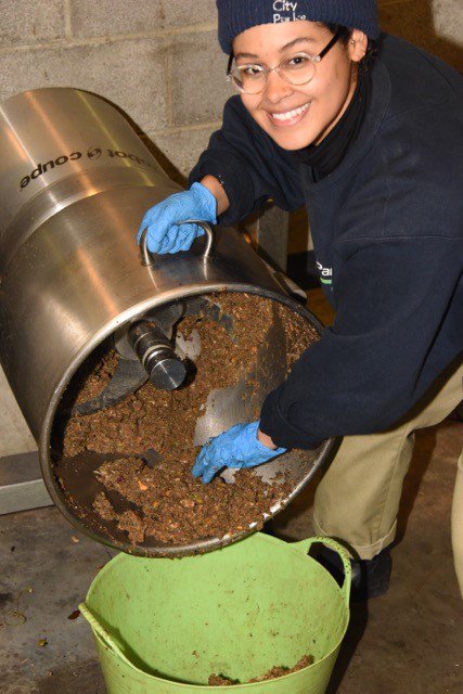 bpca_ny's tweet photo. Smiling is contagious here in #BPC. On #InternationalHappinessDay thanks to all our staff who work daily to make #BatteryParkCity the best neighborhood in NYC! #BPC #BPCCommunity #BPCBeautiful @CommunityBoard1 @GPTA_BPC @DowntownNYC @downtownmomnyc #InternationalDayOfHappiness https://t.co/hqRDPQpdtF