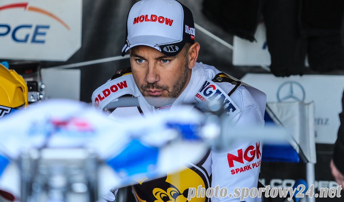 NickiP_Racing's tweet photo. Good to be beack in Leszno again👊🏼

Great pre-season meeting @unialesznoks vs @FalubazZG 

49:41

#nickipedersen 2,2,3,1

See you tomorrow at #W69✊🏼
Photo by @MC97513226 https://t.co/8OoAl7CZvb