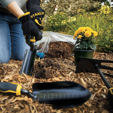 StanleyToolsCA's tweet photo. What's on your spring project list? Our landscaping and garden tools can help you kick-start the season.
#FirstDayOfSpring https://t.co/Thb9kvioJB