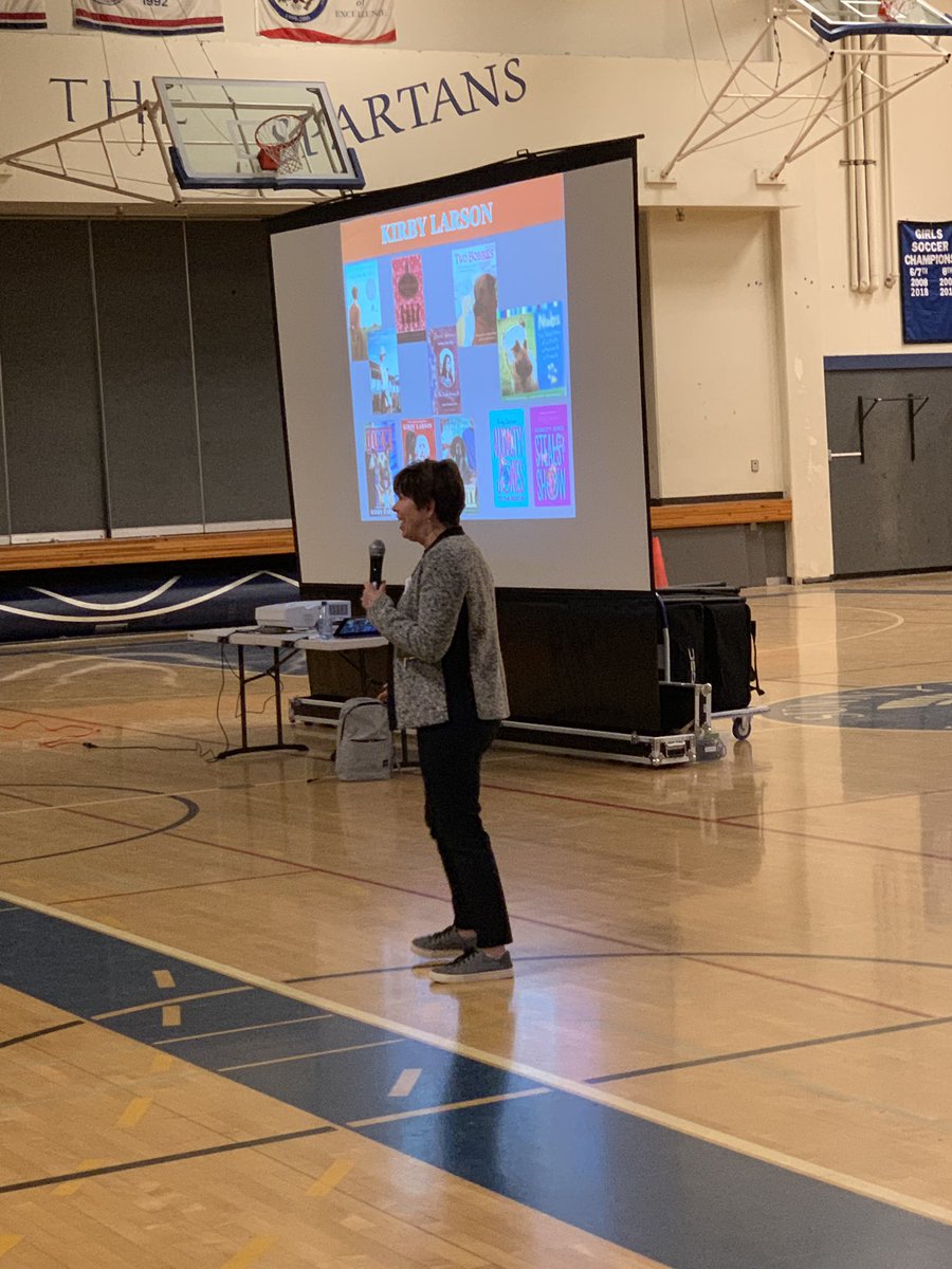 sharma4alka's tweet photo. Author’s Visit in SMS!!
@SunnyvaleSD @SSDLibraries @KirbyLarson https://t.co/BVlFry6oja