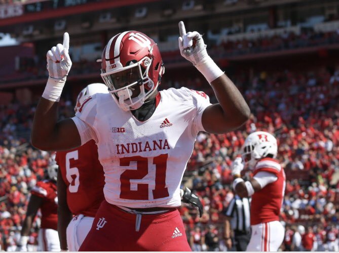 MPettway17's tweet photo. Extremely blessed to receive an offer from Indiana University!!🙏🏽‼️ #GoHoosiers🔴⚪️ https://t.co/uV9NMLLD3J