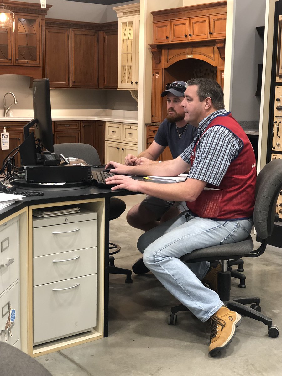 padriab1's tweet photo. Great time at @pace2715LOW today! Cabinet Specialist Robert is showing our newest PROvider Chris how our design system works. Looking forward to a great partnership! #herewecome https://t.co/FbLQb5zxtr