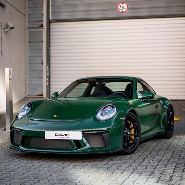 thegt3_'s tweet photo. Unsure about that plate placement, but still beautiful 📸@david.finestsportscars⠀⠀⠀⠀⠀⠀⠀⠀⠀
⠀⠀⠀⠀⠀⠀⠀⠀⠀ #thegt3 #porsche #gt3 #porschegt3 #newgt3 #911 #porsche911 #911gt3 #9912gt3 https://t.co/E9MC6y278M https://t.co/CnZIvNyFWH