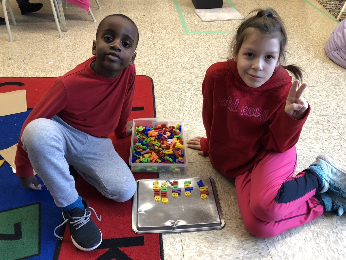 Mrs_Ps_class's tweet photo. Language centres. @TBCDSB_Hornets @tbc_schools @OECTAProv #grade2languagefun https://t.co/YhHEACRynO