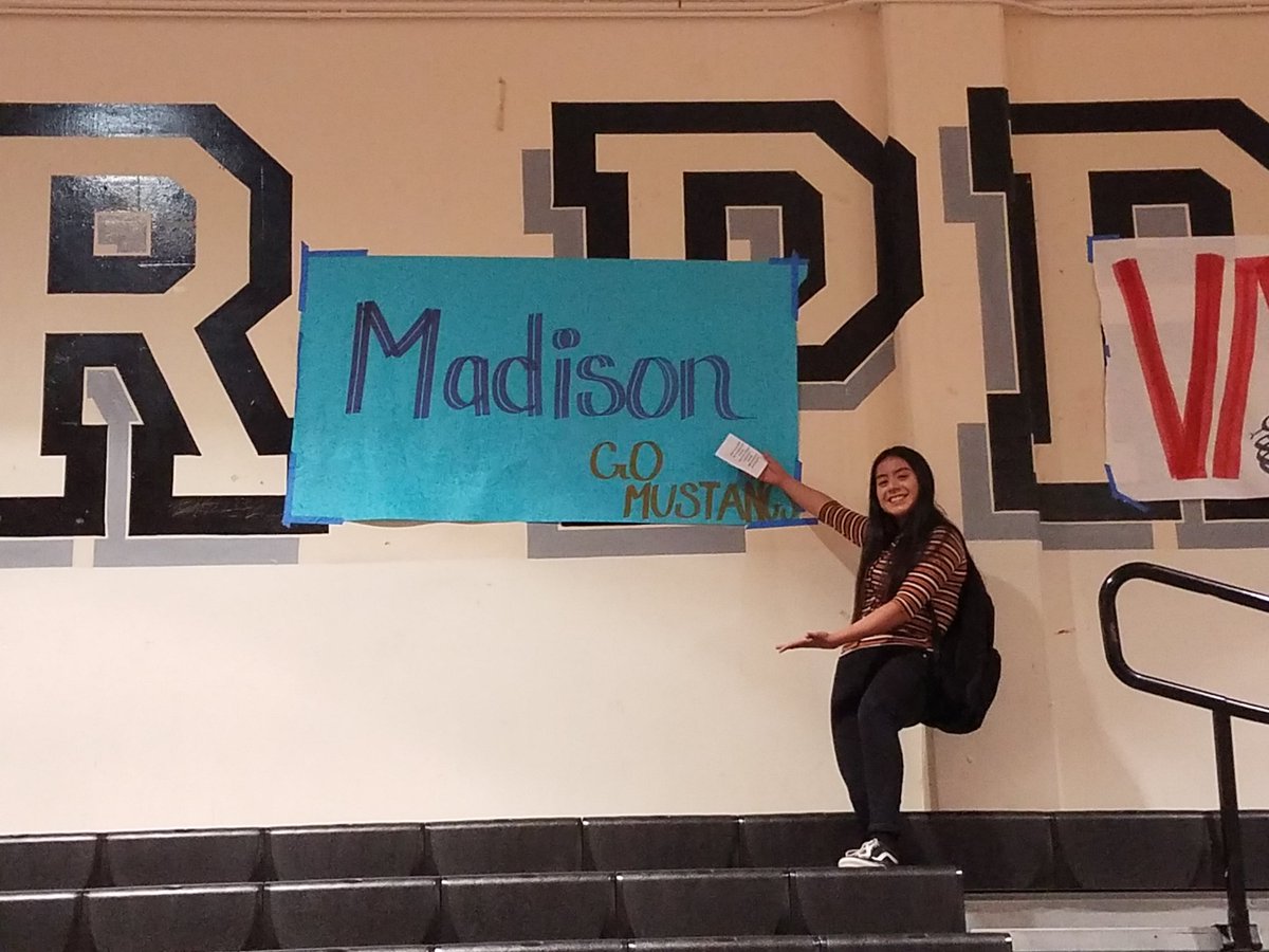 WAVEpact's tweet photo. Thank you @VHSPanthers for hosting our last #8thgrade EXPO for incoming 9th. Great head start to HS @madisonvusd @RanchoMinerva @vistamagnet @RooseveltMiddl2 @VIDASHARKS @SupLinda @TrusteeVargas @DrSteitz @VUSDannegreen https://t.co/4mL0dAZ5Yo