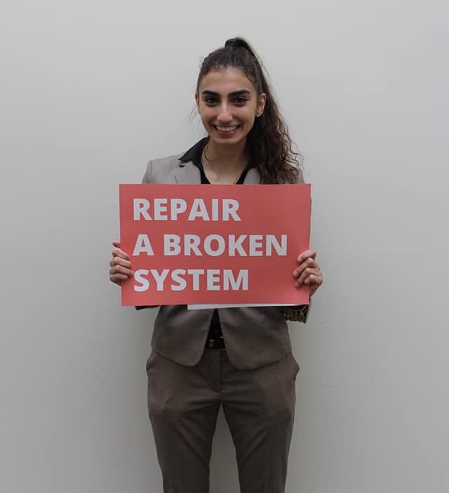 CBUCMovement's tweet photo. This is Emma Barudi, a second year student at UCLA! She believes Cal Grant should be extended to summer because “as a double major it's incredibly important to be able to finish up all of your classes within 4 years and that is incredibly difficult to do.”
#extendcalgrant #sb461 https://t.co/VpcQpY0cRW