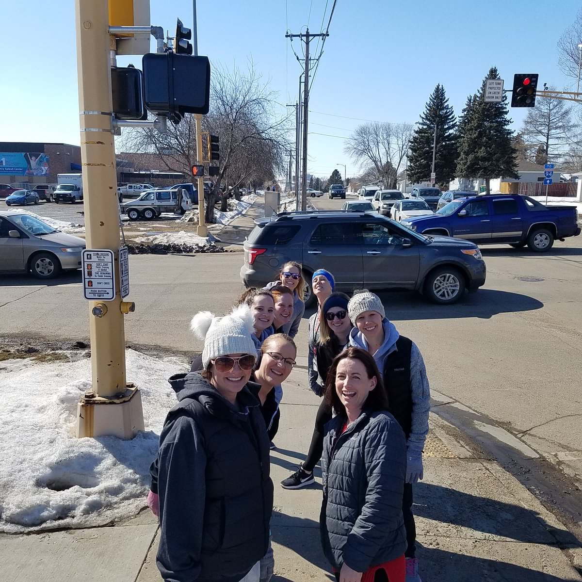 JessicaFrohlic2's tweet photo. Northridge teachers positively managing stress on a beautiful spring day! 3 miles! Healthy teachers=happy teachers! #MarchWellnessChallenge
#learnbps https://t.co/ocZBInzjpX