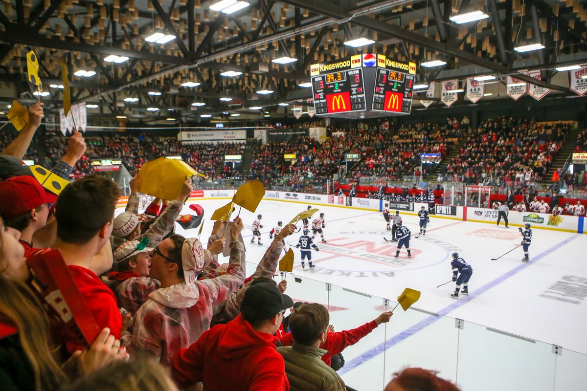 UNB REDS tweet media