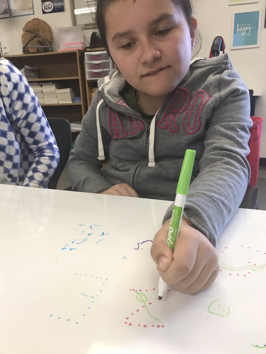 thewrightside9's tweet image. Using our dry erase tables to make learning accessible for all students. 💕 #workingonwriting