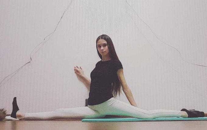 My poses when I have a hot muscles 🔥 https://t.co/nfODAODE46