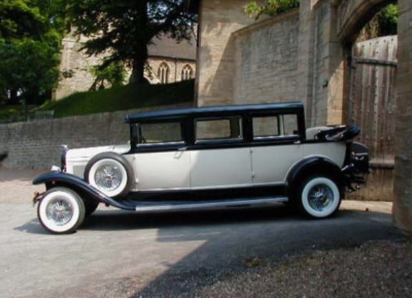 2xllimosC's tweet image. Prom cars available, we have more on our website 2xllimos.com. #promvenue #promevent #prom2019 #hlcprom #tpsprom #telfordprom #westmidlandsprom