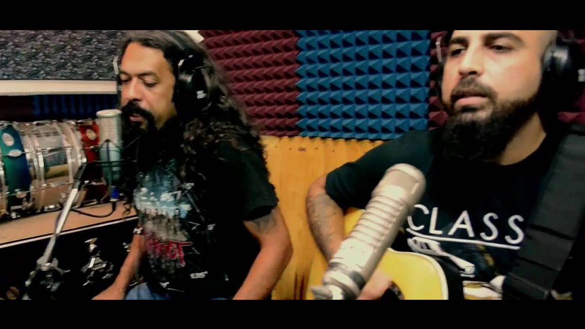 #TuEresSuSeguridad de la banda Argentina #Hermética en las Sesiones Acústicas de #BunkerEstudios, a través de nuestro canal Oficial en #YouTube.
Play ➡ mtr.cool/waggemp 
@cuartomagnoband #MetalCommunity #CuartoMagno #Heavy #Metal #Rock #Thrash #MetaldeVenezuela