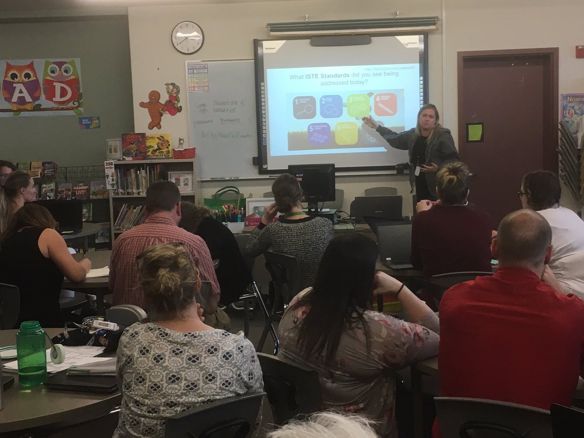K_Dunfield's tweet photo. Hazel Dell staff working with @vpsitf &amp; @GailKMoore to plan engaging learning experiences for @VancouverSD students after an amazing #DayofCreation We can’t wait to see what they #Create @Mychael_Irwin2 #VPSAmazing https://t.co/SVYlj8k2Ir