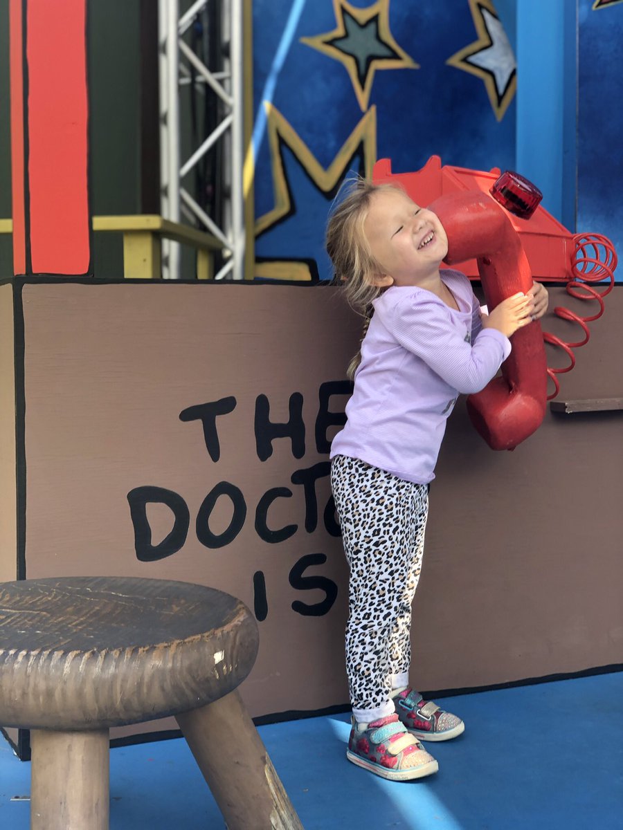 janjeffcoat's tweet image. ☎️ #bosslady #alwayshustling #minime #lilsis #secondborn