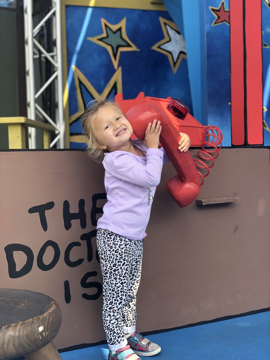 janjeffcoat's tweet image. ☎️ #bosslady #alwayshustling #minime #lilsis #secondborn