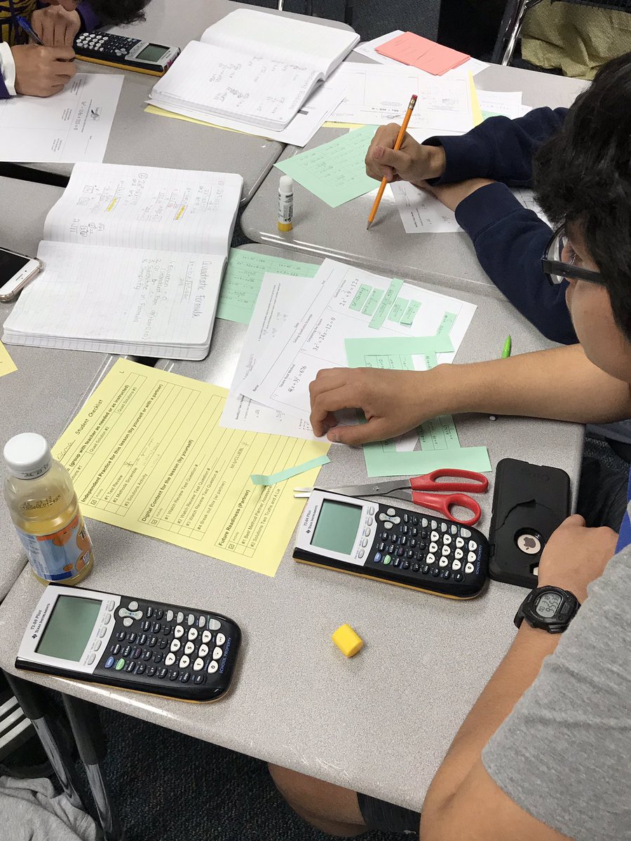 par10818's tweet photo. Jersey Village Algebra 1 students collaborating and sharing their learning of solving quadratic equations @cfisdmath @dsdPD @JerseyVillageHS @jvhsfalcons https://t.co/ZUCR8Yl8J7