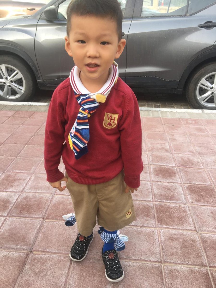 vhpsprincipal's tweet image. @VHPS_Events @VHPS_Inclusion #WorldDownSyndromeDay2019 #3socks @khda #inclusion @andydalziell