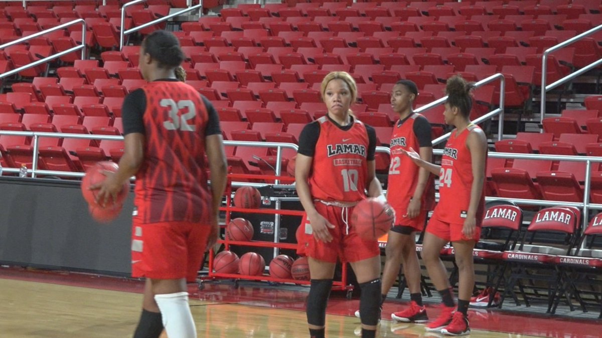 kfdmsports's tweet photo. .@LamarWBB ready to make waves in  @WomensNIT. Follow link to hear from @RhRharmony @C_note10 &amp; Mo Kinard.  Here -> https://t.co/S7d6x2AG1N https://t.co/kxTBM5Fyo0