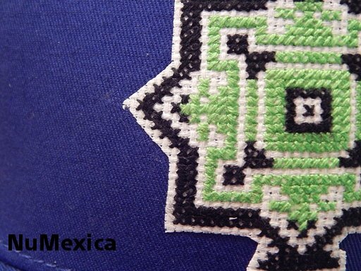 Numexica's tweet photo. #primavera #gorramexicana #puntodecruz #México #numexica #patiofrida #bazarpericoapa #unitalla #gorras #hechoenmexico #CDMX https://t.co/0dL23FRLKc