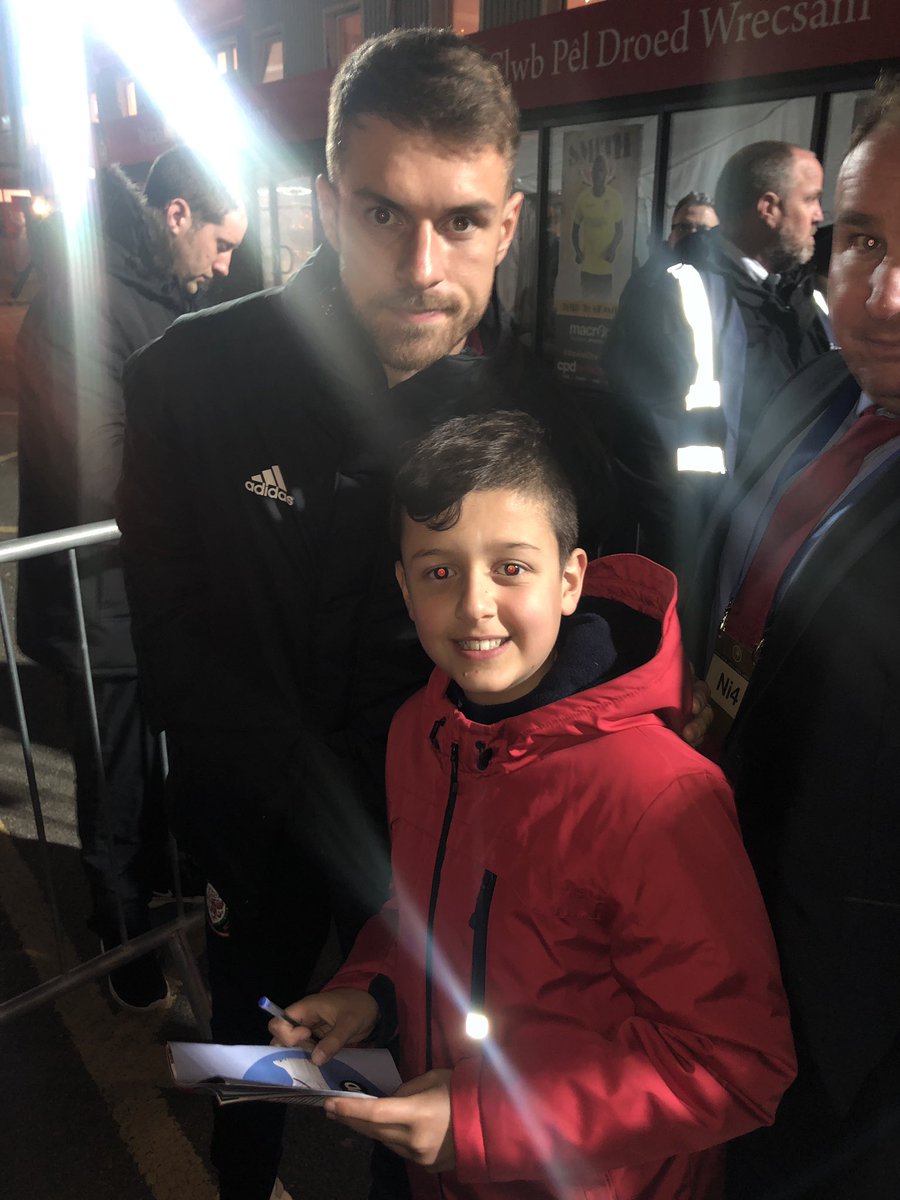 welshylou1's tweet photo. Jake so happy he got to meet Wales  players tonight! #WALTTO #cymru  #Wales #theredwall #wrexham https://t.co/jiVTdNdICd