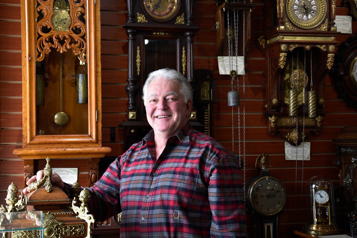 AntiqueClockEmp's tweet photo. Larry Adami, Owner of @AntiqueClockEmp Burns Ct Sarasota FL. Buy, Sell, Consign, Rent #antiqueclock #horology #collector #entrepreneur #mediafriendly #AntiqueClockEmporium https://t.co/sIoawffZhx