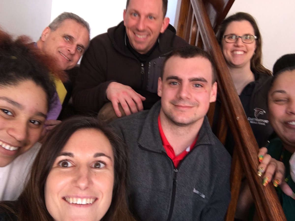 CCSU_STEM7's tweet photo. CCSU 7 in the “One Smart Cookie” ™️ Caravan! Visiting our top students for #familyengagement Wednesday! 🍪🚌 https://t.co/SFsxIdLx4H