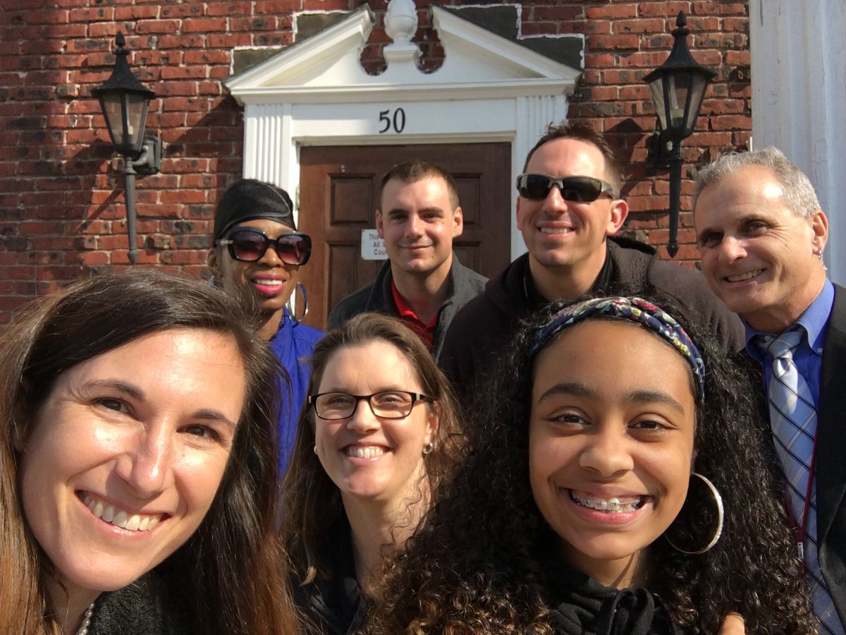 CCSU_STEM7's tweet photo. CCSU 7 in the “One Smart Cookie” ™️ Caravan! Visiting our top students for #familyengagement Wednesday! 🍪🚌 https://t.co/SFsxIdLx4H