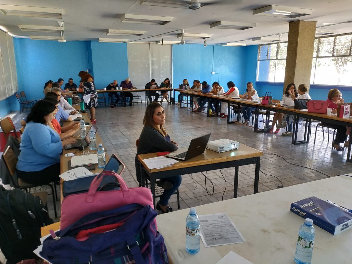 Continuamos nutriendo la construcción del proyecto educativo #ReCrea Educando para la Vida. Agradezco la valiosa participación de jefes de sector, supervisores y asesores técnicos pedagógicos de #EducaciónBásica, de todas las regiones del estado.