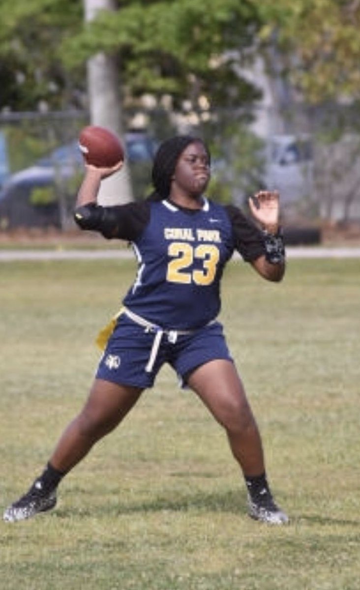 ShandaRoberts76's tweet photo. My baby threw 2 TD's and ran for a TD! Y'all not ready for this QB! #QBchic #MsGigi #flagfootball @E1ijahRoberts @GeorgeR6158t @_humbleviii_ https://t.co/t6n6hNWn3U