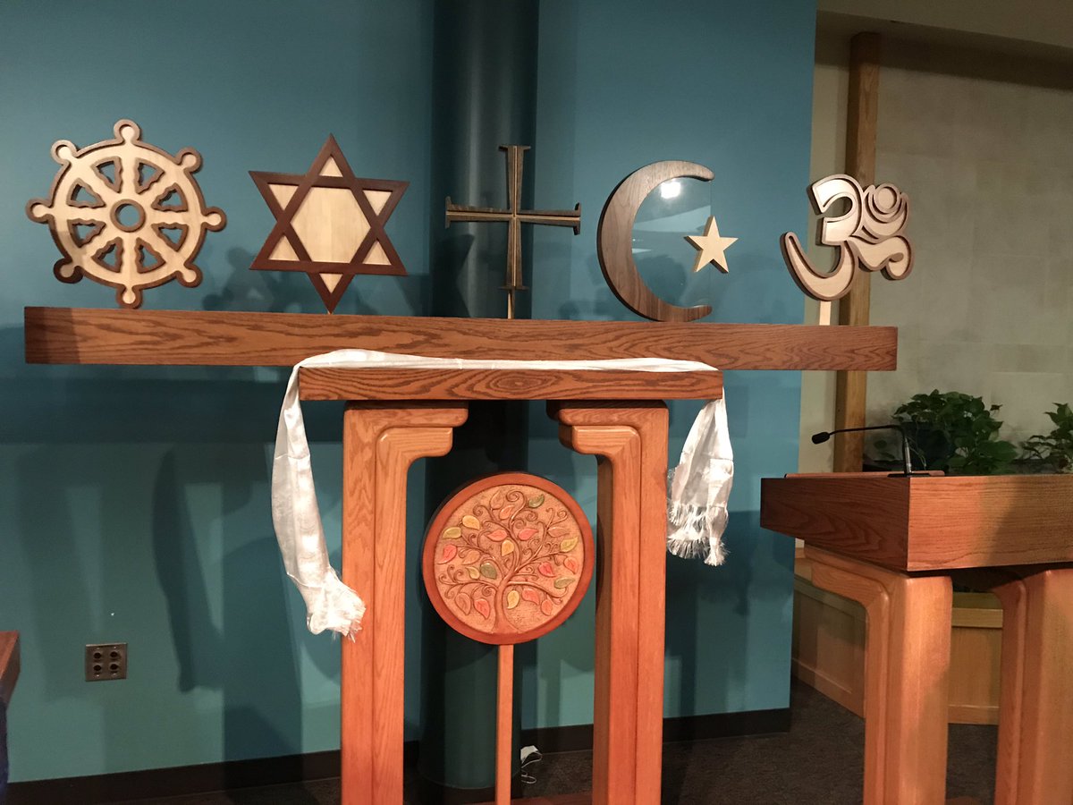 katiehc's tweet photo. Well this was a nice way to wind down... a lovely talk on rituals and altar building by Buddhist monks visiting @uindy. They draped the white (for peace) khata over the interfaith altar to honor all religious paths and guests. Love that this is happening in #SoIndy ❤️🙏 https://t.co/sDLoo5KHlf