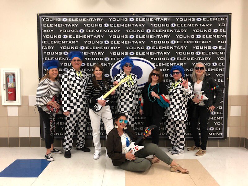 dyslexiaYES's tweet photo. We’re going on the road this summer!!🎤🥁🎸 Message me for backstage passes!!😉@hgharrison73 @CDavisRead #lipsyncbattle #DecaturStaffPartners #bestatYES https://t.co/csyWzQ48lK