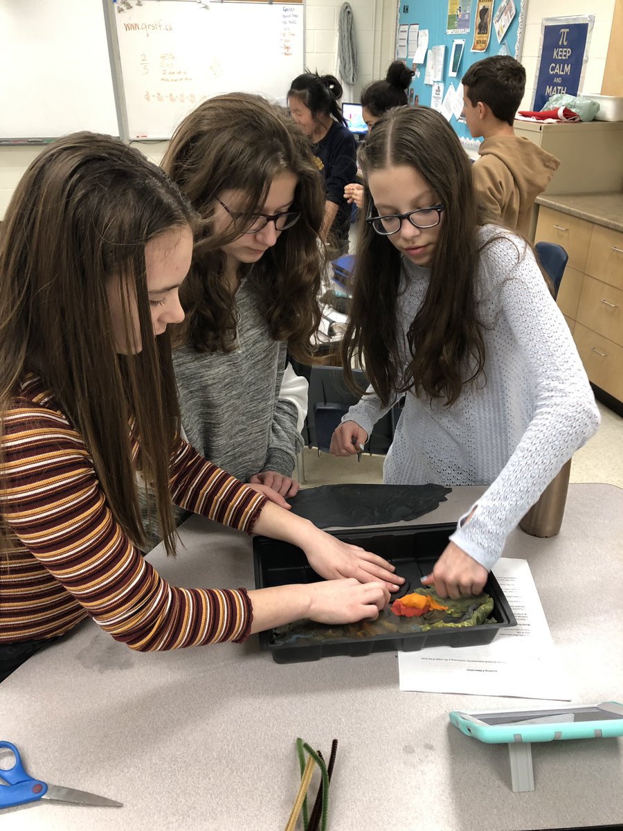 AHayes_class's tweet photo. Creating local watersheds using topographical maps and exploring water run-off in grade 8.  Hands on learning is so much fun!  @SMESBelleville https://t.co/tFW1paerkx