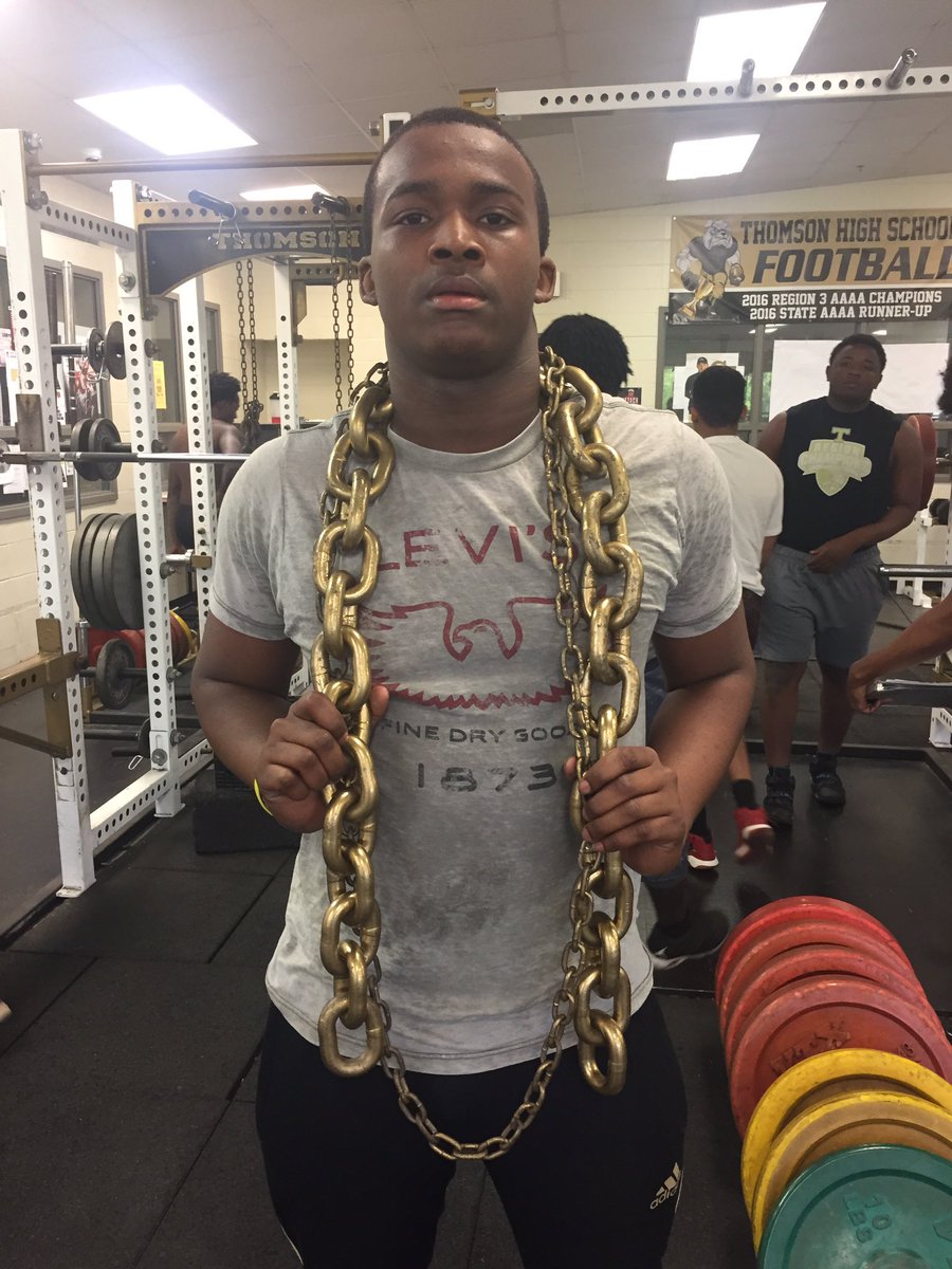 BulldogsThomson's tweet image. New Dog of the day! Great Work Today by Kurtis Cummings winning today’s push up challenge #compete #dogstrong