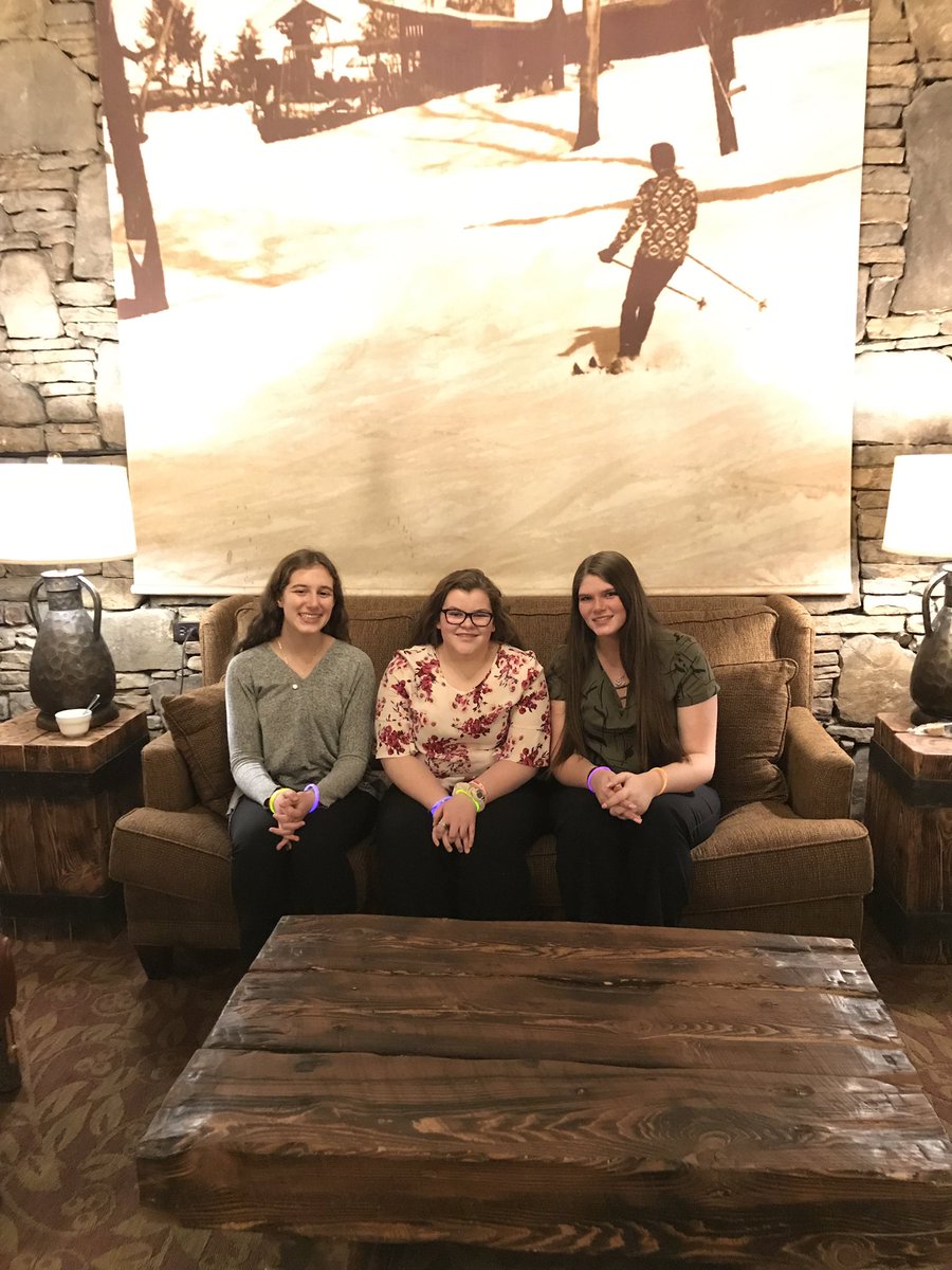 CDramsFCS's tweet photo. Representing CDHS FCCLA at the 2019 PA FCCLA Conference in Seven Springs! #leaders #cdramspride https://t.co/bgcpQsreu3